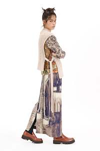 Womens Knitwear: CABLE-TIE WARMER IN OAK,W25