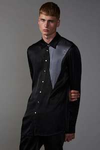 Mens Shirts: INTRO IN CARBON, W23