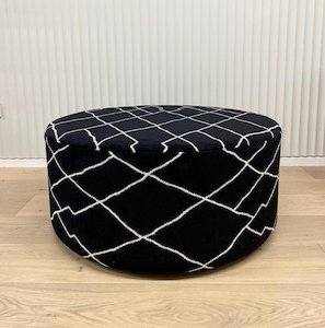 ACCESSORIES: Giro Ottoman