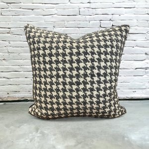 cushion cover: Mario | Steel Cushion