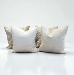 ZANDERS 011 | Cushion Story