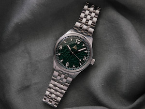 Zealandic Iceborne: Iceborne - Pounamu Green