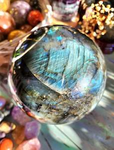 Spheres 1: 5.3kg Labradorite Sphere