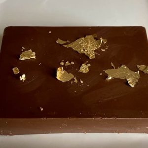 Products: Dubai Delicious – Viral Pistachio – 200g Dubai Kunafa Chocolate