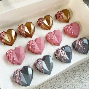 Products: petit four