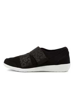 Products: Urban Ff Black Black Leopard Sneakers by Ziera