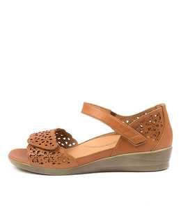 Dusty W Tan Leather by Ziera