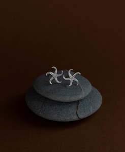 Earrings: Starfish Studs - 925 Sterling Silver