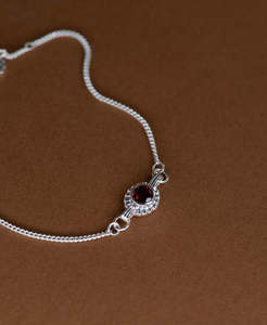 Odette Bracelet - 925 Sterling Silver, Garnet