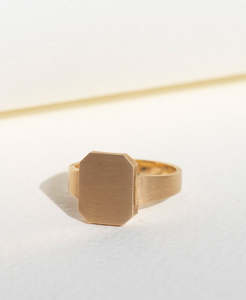 Rings: Ahava Large Signet - 9k Yellow Gold