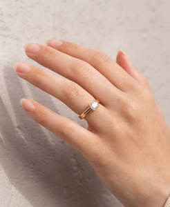 Limited Edition 196 - 18k Yellow Gold, Diamond