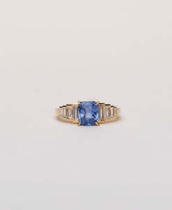 Fides Engagement Ring - 18k Yellow Gold, Radiant Cut Blue Sapphire 2.05 carat