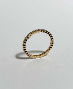 Bespoke 100 - 18k Yellow Gold, Diamond