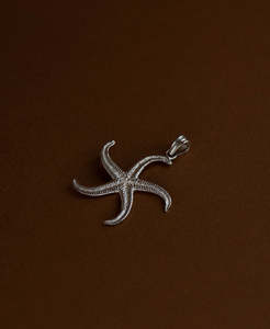 Silver Necklaces: Starfish Charm - 925 Sterling Silver