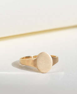Signet Rings: Adamo Small Signet - 18k Yellow Gold