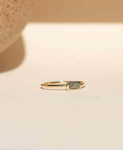 5th Anniversary: Mon Petit Stacker Ring - 9k Yellow Gold, Baguette Cut Green Sapphire