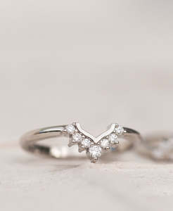 Platinum: Mini Graduated Iris Wedding Band - Platinum, Diamond