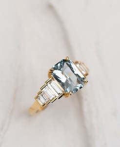 Fides Engagement Ring - 18k Yellow Gold, Blue Sapphire 2.70 carat