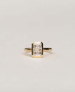 Frida Engagement Ring - 18k Yellow Gold, Radiant Cut Lab Grown Diamond 2.80 carat