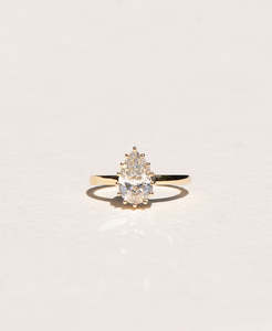 Eros Engagement Ring - 18k Yellow Gold, Pear Cut Lab Grown Diamond 1.50 carat