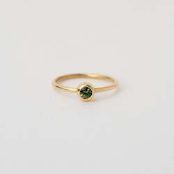 Round Green Sapphire Bezel Set in 18ct Yellow Gold