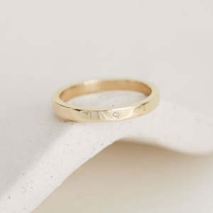 Everyday: Mini Diamond Flat Edge Stacker