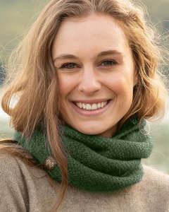 Whats New: Noble wild Moss Neck warmer Jungle green