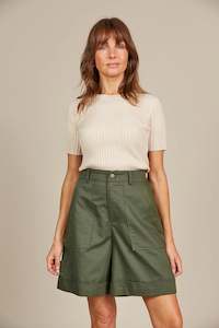 Isle Of Mine: ISLE OF MINE Lucille Bermuda Short - Olive