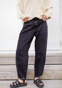 Denim: Mi Moso Barrell Jeans - Black