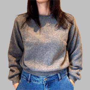 NOBLE WILDE Bellow Sleeve Top | Shale